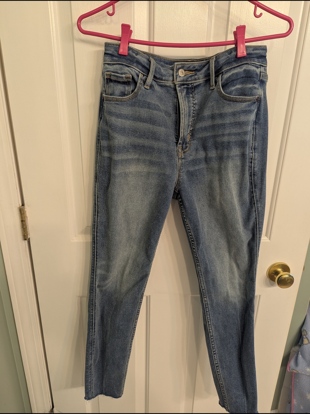 Old Navy Rockstar Women's Super Skinny Jeans in Light Blue Wash